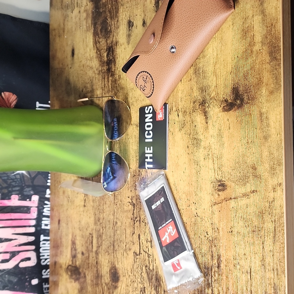 Rayban Aviator Sunglasses- Light Blue (NWOT) - Picture 4 of 7